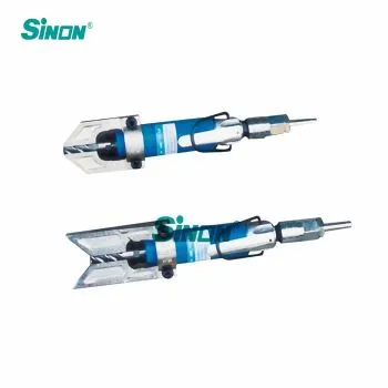 Meg tudja tisztítani a saroktisztító gép a garázsban lévő sarkokat?