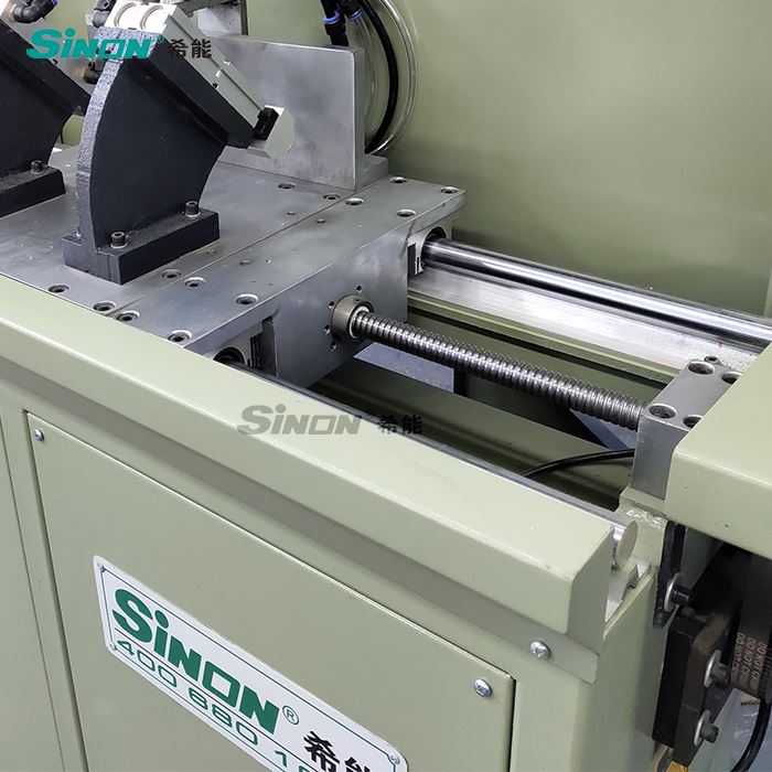 Automatic Cutting Machine For Aluminum Tubes And Profiles